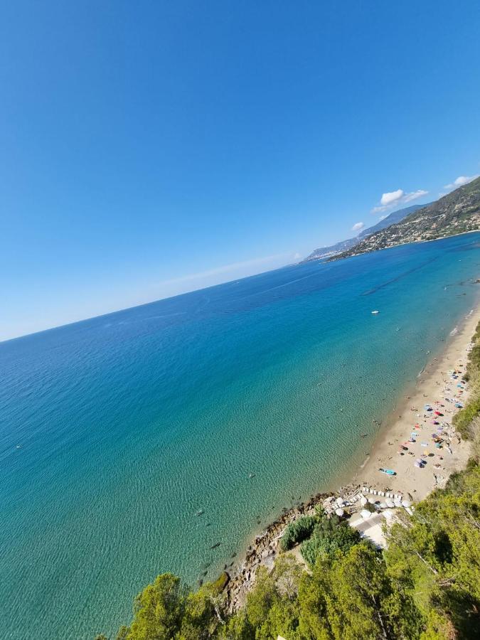 Sea And Monaco Charme View On The Beach Vintimille Extérieur photo